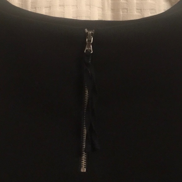 Embellished Ann‎ Taylor Loft  top size Petite xs black top blouse short sleeve - Picture 6 of 7